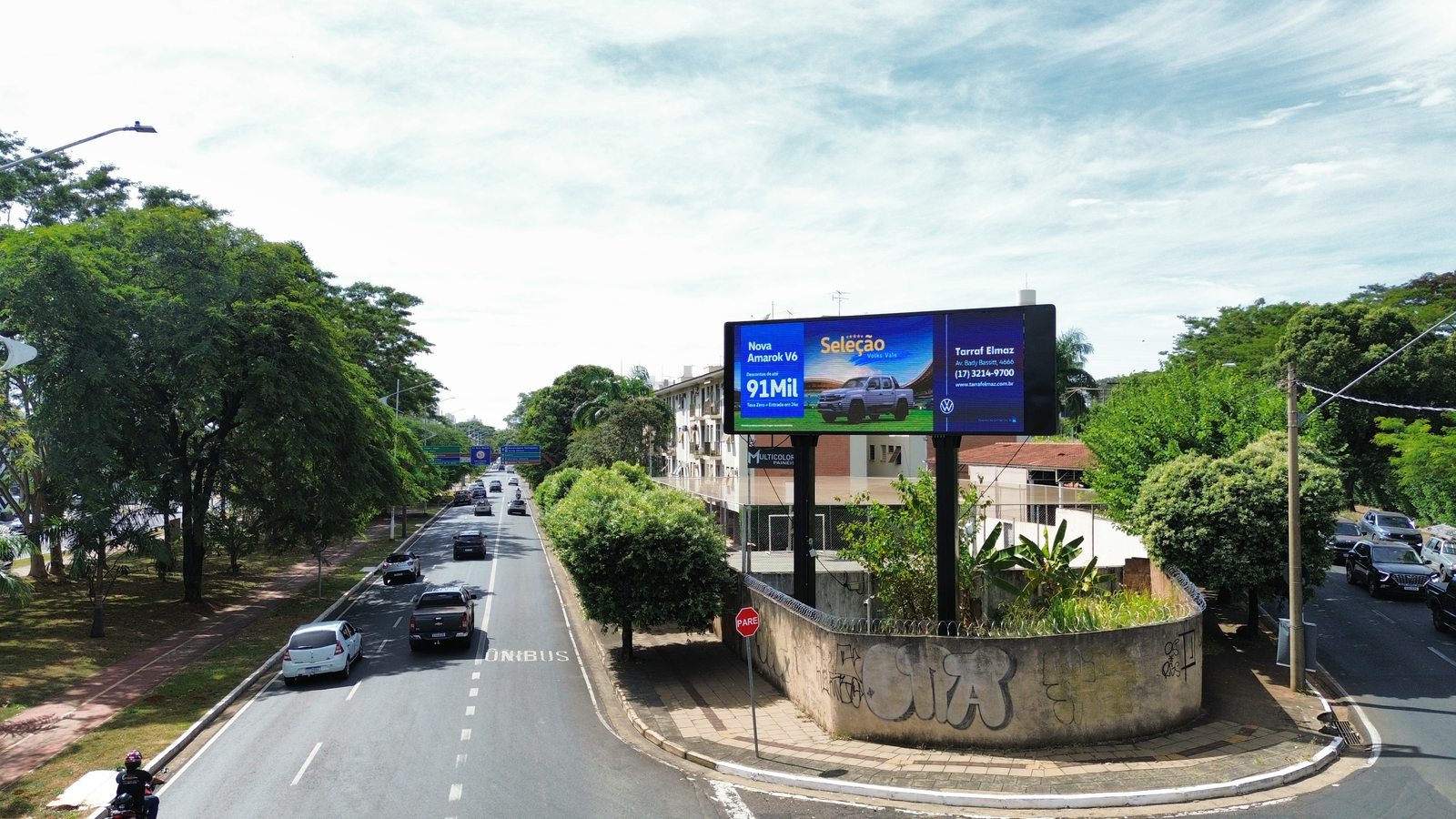 Super Painel horizontal Av. Bady Bassit em operação